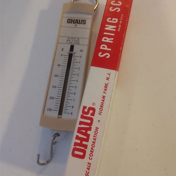 1960's Ohaus Spring Scale still works - Picture 3 of 7